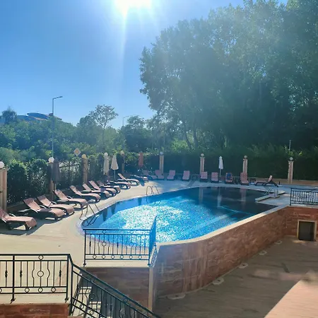 Delta River Park Apartamento *